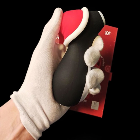 Стимулятор клитора Satisfyer Penguin Holiday